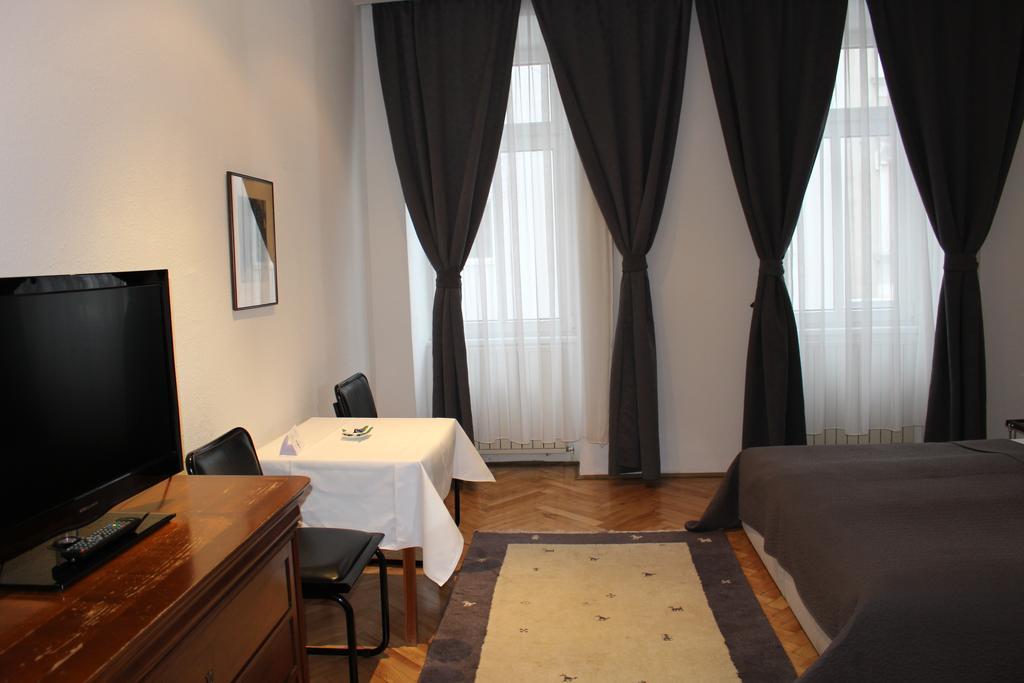 Hotel Wiener Kindl Extérieur photo